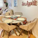 Point - Apartament *