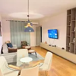 Apartament Point - *