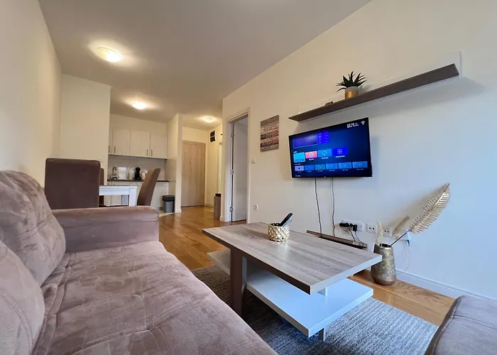 Apartment Central Point - Podgorica شقة